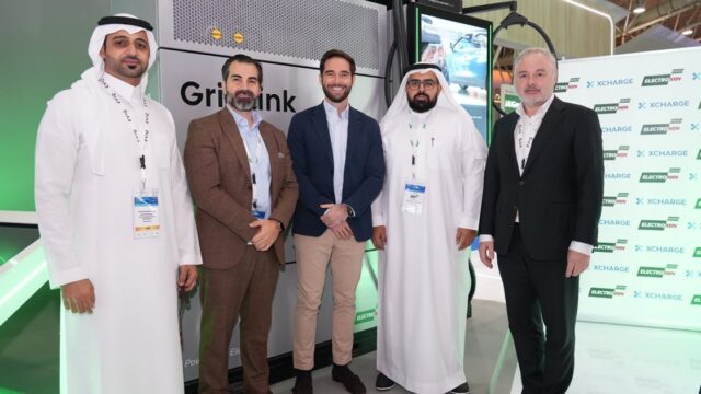 إلكترومين تشارك إكس تشارج لنشر شواحن فائقة ببطاريات مدمجة بالمملكة